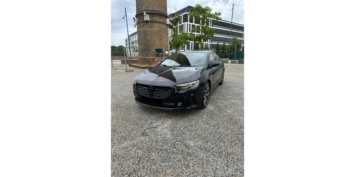 Opel Insignia 129.600 km 16.900 &euro; Flörsheim 65439