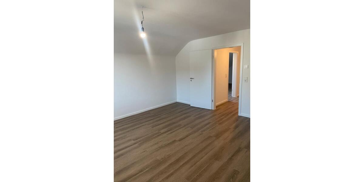 Maisonettenwohnung Heusenstamm - 4.5 Zimmer, 130 m&sup2;, 2.150&euro; | Angebot:26447833