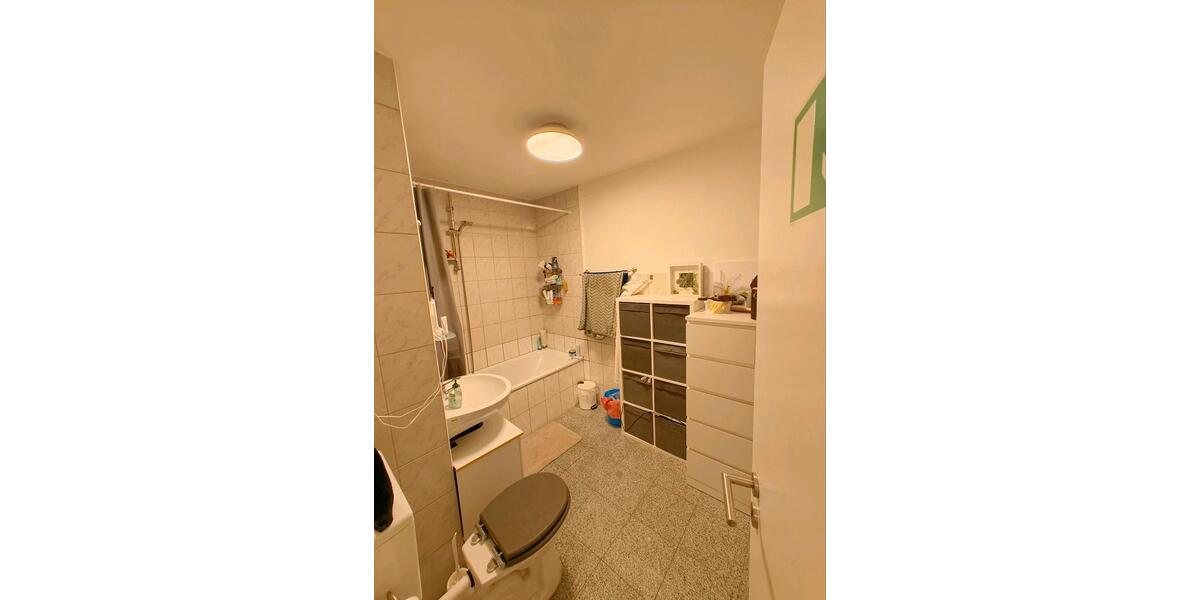 Etagenwohnung Frankfurt am Main Bornheim - 1 Zimmer, 10 m&sup2;, 582&euro; | Angebot:26055631