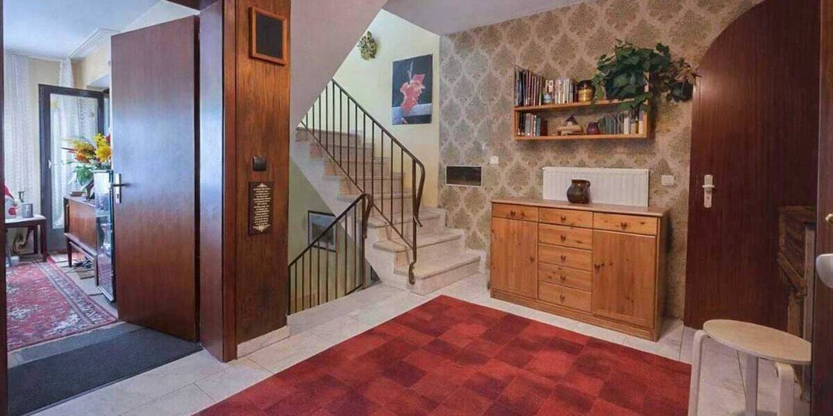 Einfamilienhaus Hanau Kesselstadt - 6 Zimmer, 179 m&sup2;, 450.000&euro; | Angebot:26789878