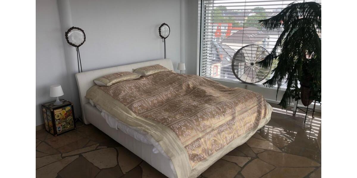 Penthouse Skyline Frankfurt - möbliert 3 zimmer