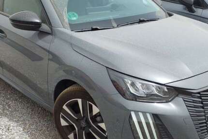 Peugeot 208 14.637 km 19.080 € Rüsselsheim 65428