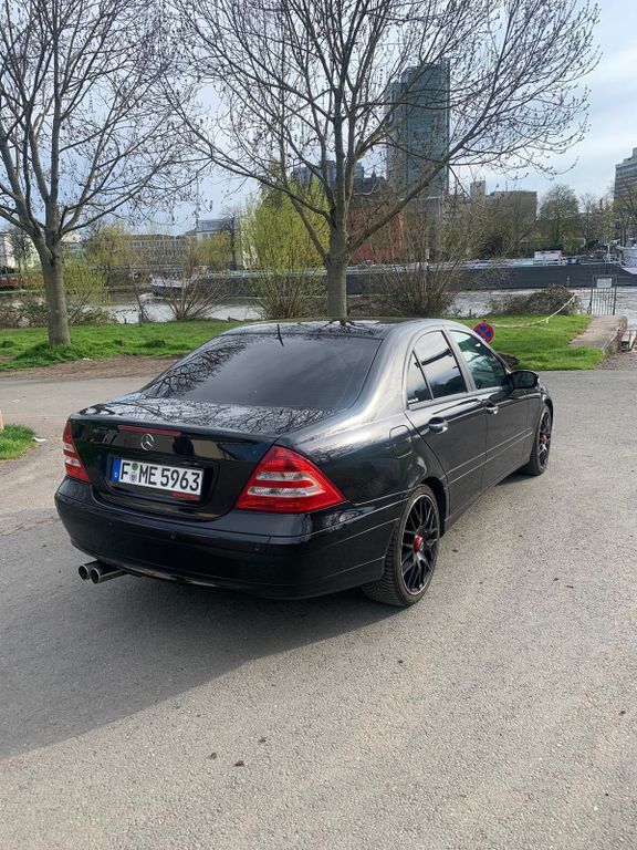 C 200