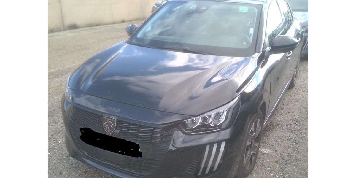 Peugeot 208 8.597 km 15.380 &euro; Rüsselsheim 65428