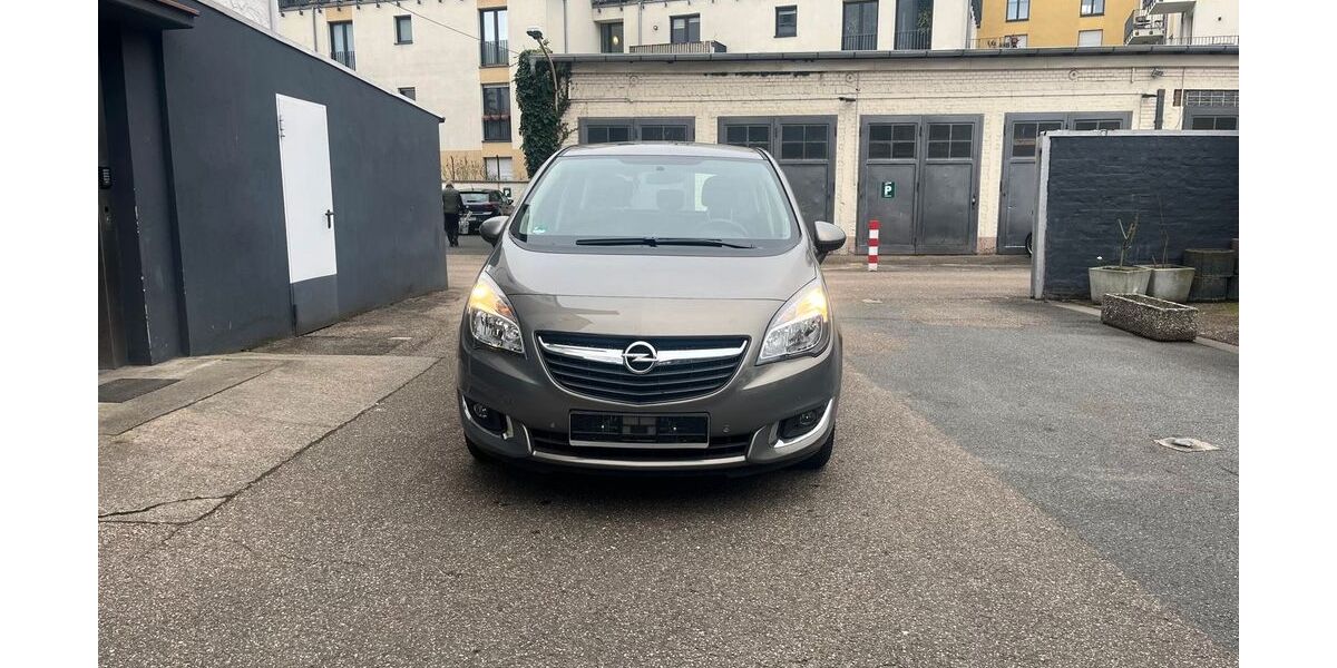 Opel Meriva 13.750 km 9.490 &euro; Frankfurt am Main 60326
