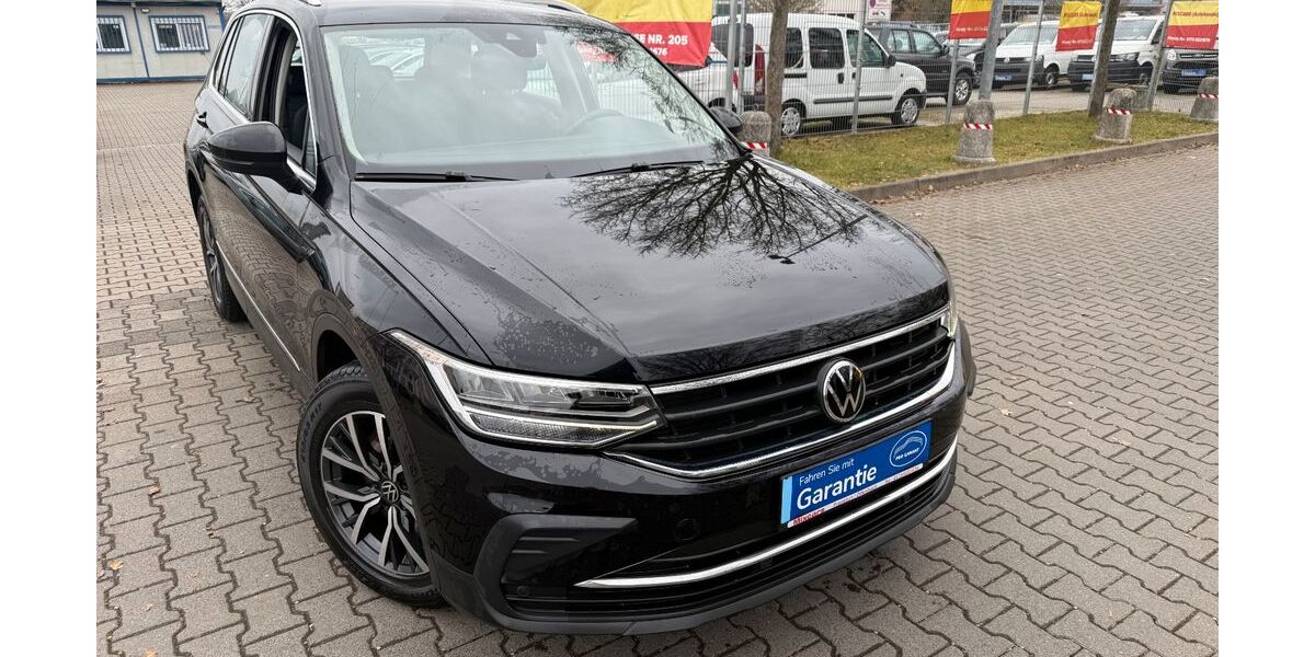 VW Tiguan 98.150 km 22.850 &euro; Offenbach 63071