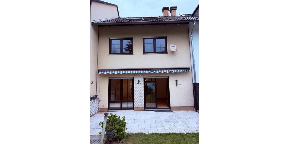 Reihenhaus Frankfurt am Main Oberrad - 6 Zimmer, 155 m&sup2;, 2.500&euro; | Angebot:26594364