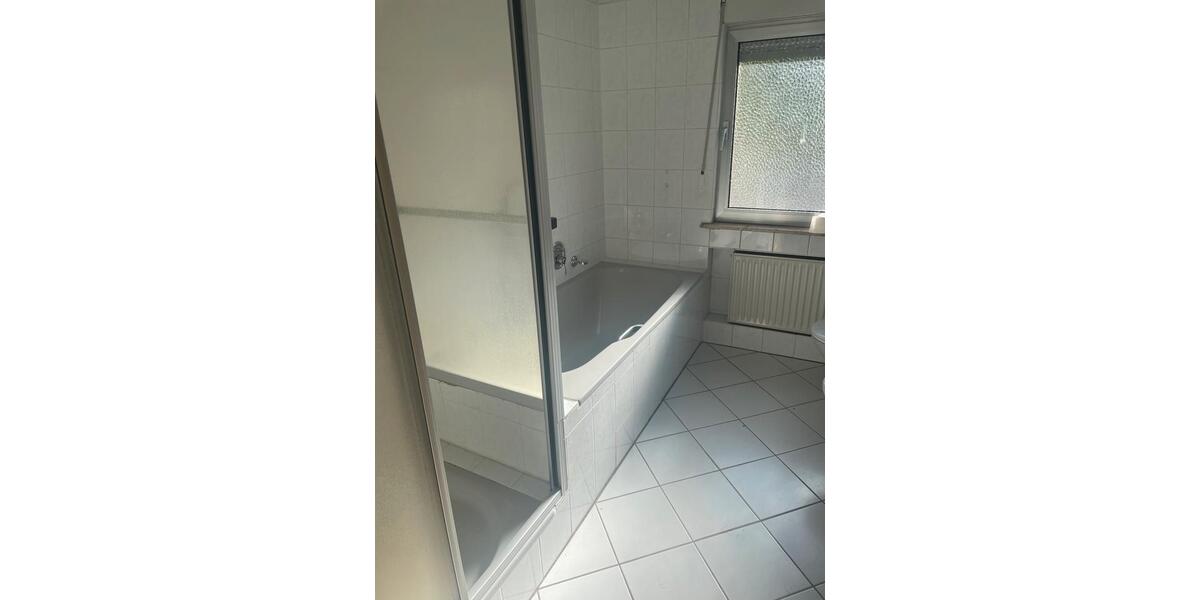 Doppelhaushälfte Frankfurt am Main Bonames - 8 Zimmer, 170 m&sup2;, 610.000&euro; | Angebot:26050197