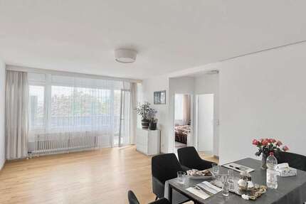 Wohnung zum Kaufen in Bad Homburg vor der Höhe 359.000 € 83 m² 4 zimmer