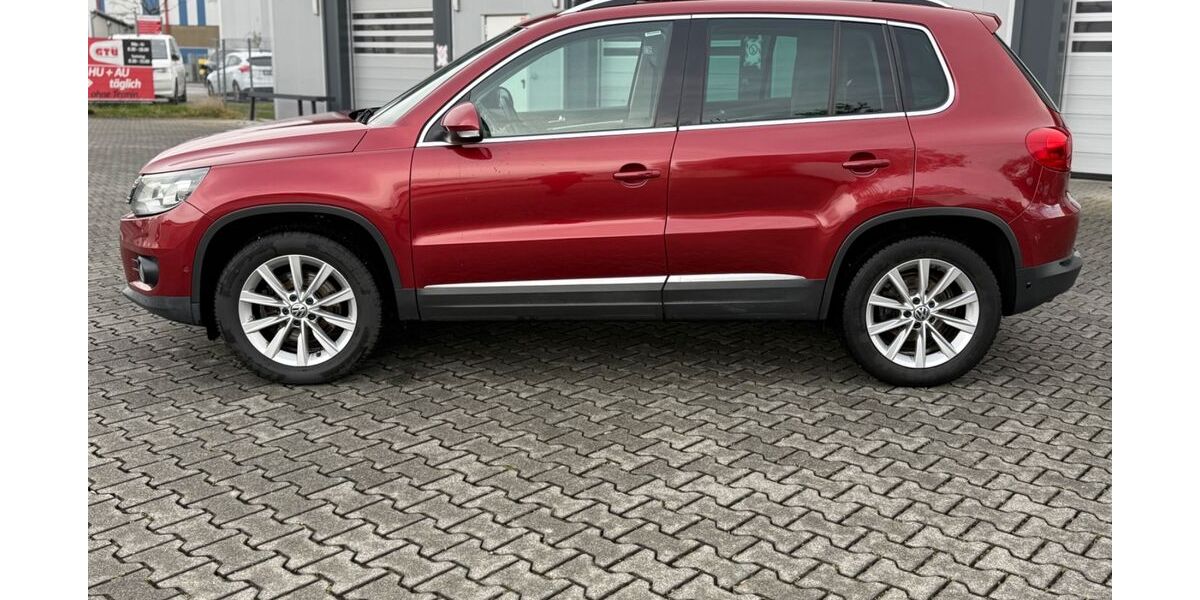 VW Tiguan 272.569 km 4.399 &euro; Hanau 63452