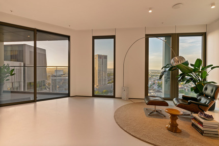 Frankfurts neue Ikone: Wohnen im 25. Stock des FOUR - Opernplatz, Skyline, Stille 2 zimmer