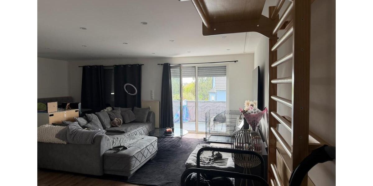 Etagenwohnung Karben - 3 Zimmer, 87 m&sup2;, 1.750&euro; | Angebot:26254518