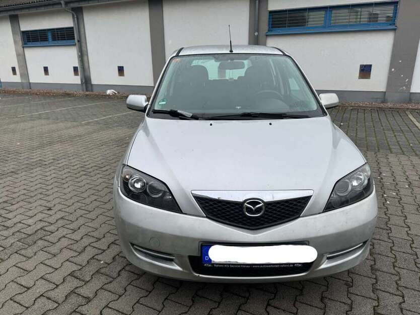 Mazda 2 61.000 km 3.000 € Hanau 63454