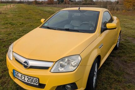 Opel Tigra 174.000 km 1.800 € Mörfelden-Walldorf 64546