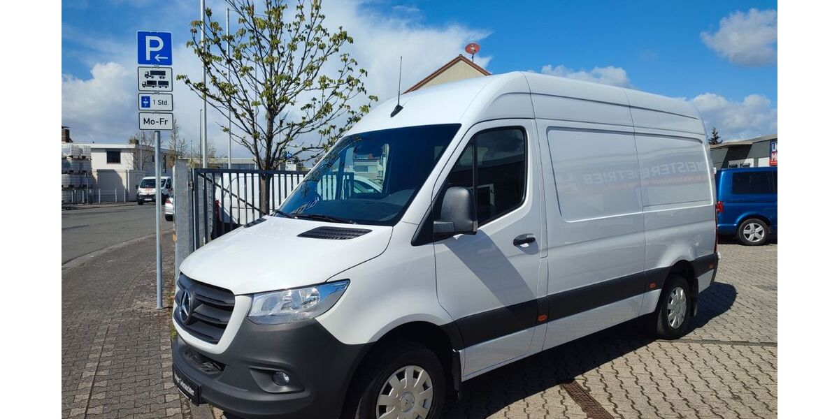Mercedes-Benz Sprinter 171.900 km 27.350 &euro; Rüsselsheim 65428