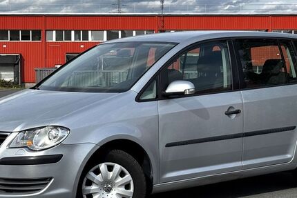 VW Touran 191.586 km 4.500 € Dietzenbach 63128