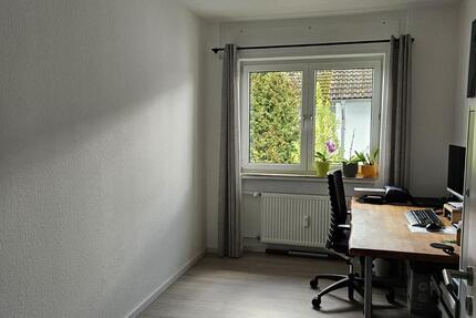 Wohnung Oberursel (Taunus) - 3 Zimmer, 88 m&sup2;, 1.100&euro; | Angebot:24794105