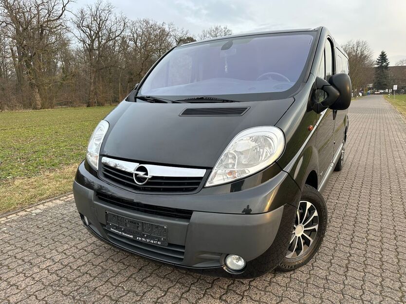 Opel Vivaro 63.000 km 18.490 € Stockstadt 63811