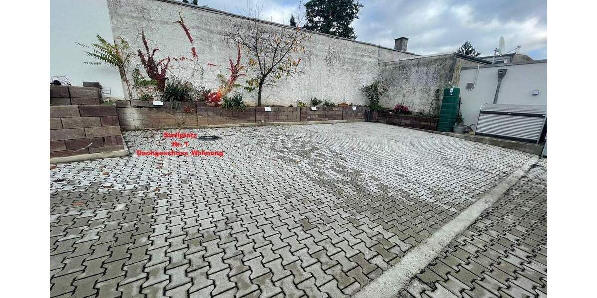 Ruhig wohnen: 2-Zimmer-Dachgeschosswohnung mit Balkon 2 zimmer