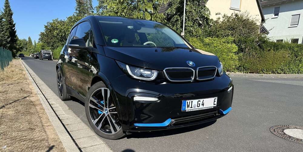 i3