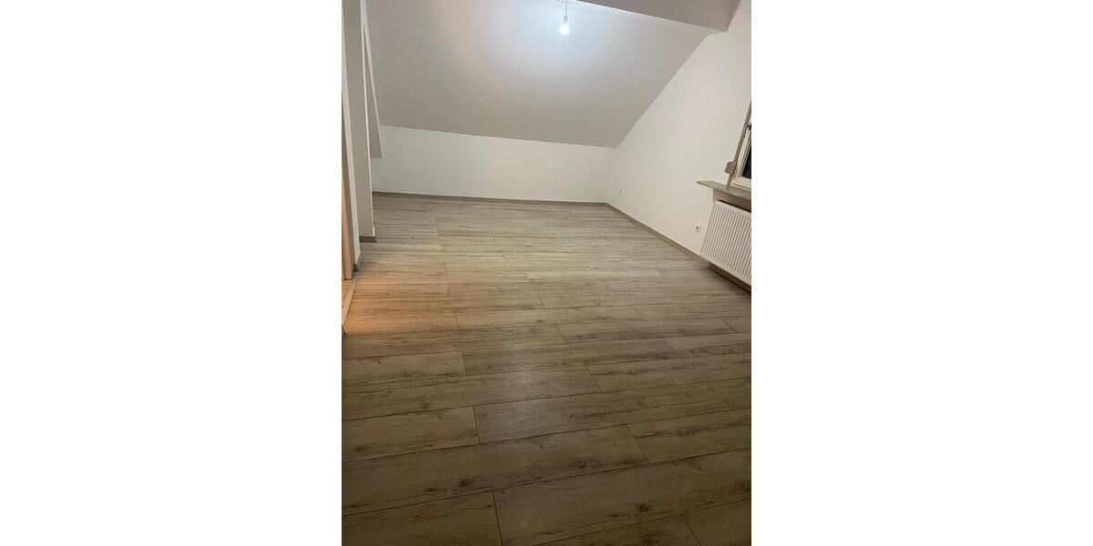 Dachgeschoßwohnung Offenbach am Main Bürgel - 2 Zimmer, 58 m&sup2;, 850&euro; | Angebot:26341025