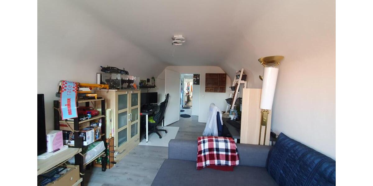 Dachgeschoßwohnung Frankfurt am Main Niederrad - 2 Zimmer, 70 m&sup2;, 870&euro; | Angebot:26265660