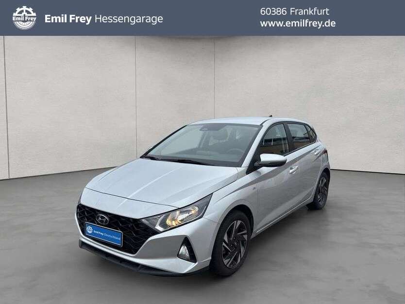 i20