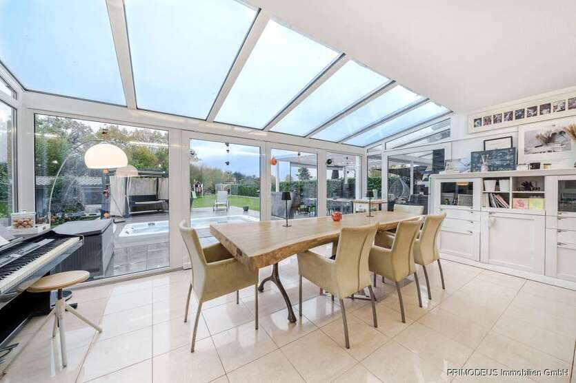 Haus zum Kaufen in Dreieich 1.590.000 € 331.11 m²