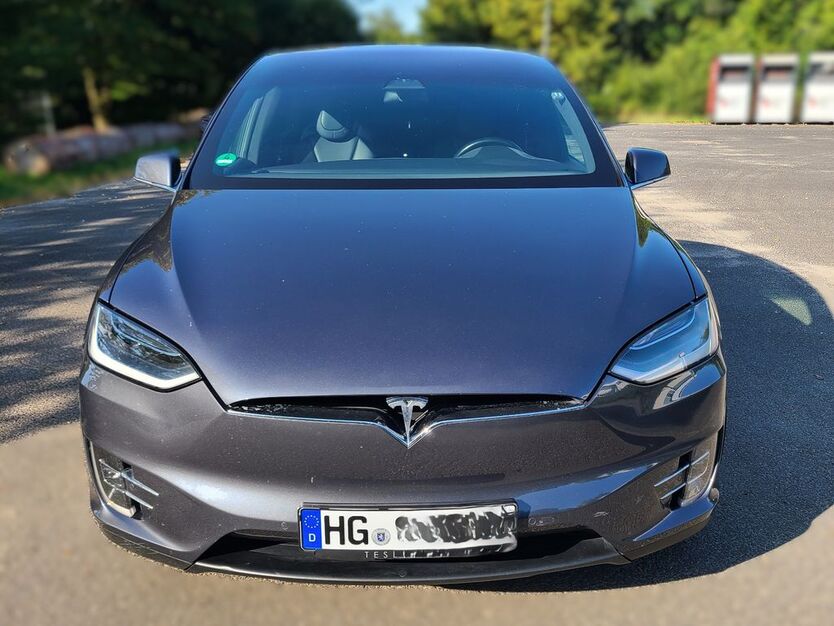 Tesla Model X 136.065 km 34.800 € Kronberg 61476