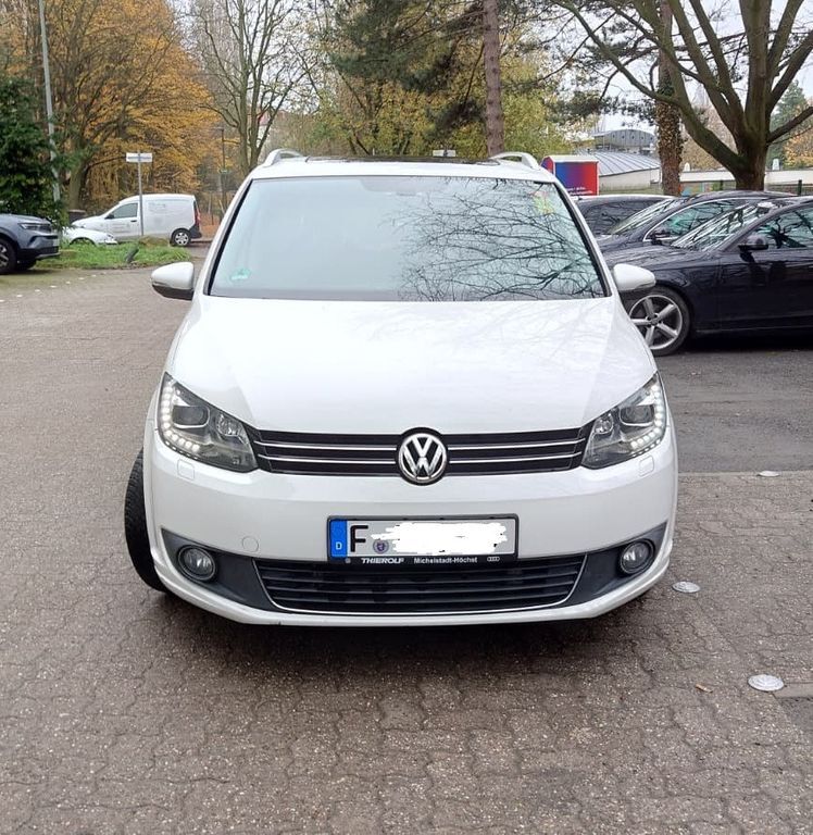 VW Touran 210.000 km 6.500 € Frankfurt am main 60433