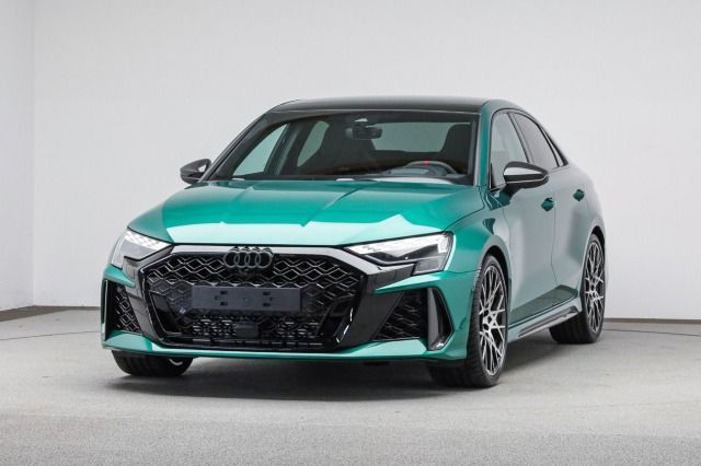 Audi RS3 4.500 km 81.990 € Hofheim 65719