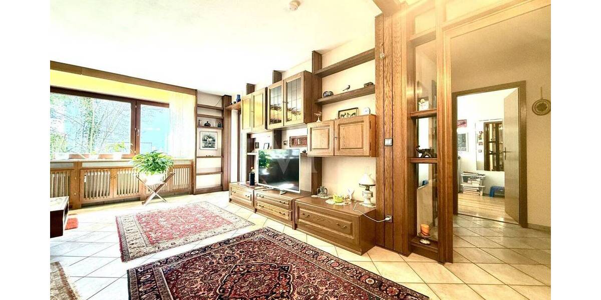 Etagenwohnung Hofheim am Taunus Hofheim - 3 Zimmer, 85 m&sup2;, 335.000&euro; | Angebot:26160417