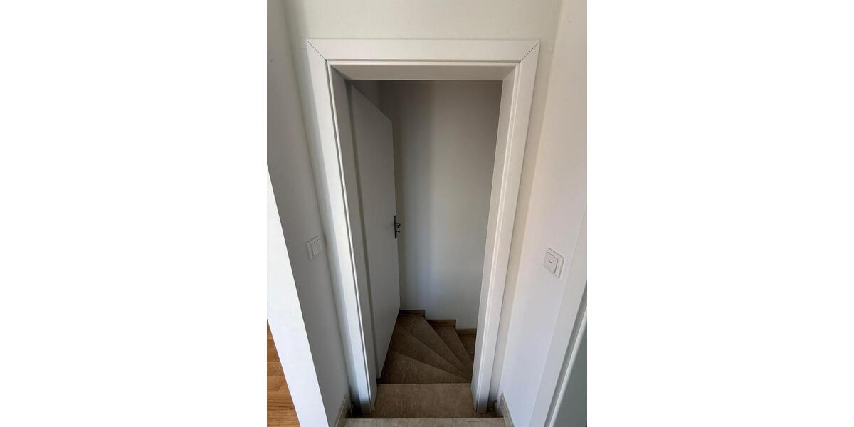 Doppelhaushälfte Frankfurt am Main West - 4 Zimmer, 113 m&sup2;, 2.300&euro; | Angebot:26093726