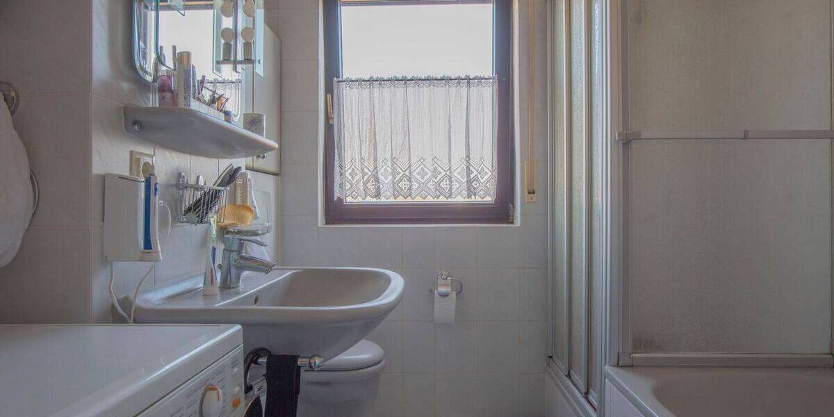 Etagenwohnung Steinbach (Taunus) - 3 Zimmer, 79 m&sup2;, 325.000&euro; | Angebot:26017481