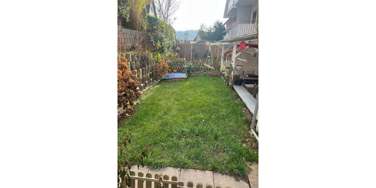 Attraktives Reiheneckhaus mit zwei Terrassen & Garten in ruhiger Lage von Mömbris 5 zimmer