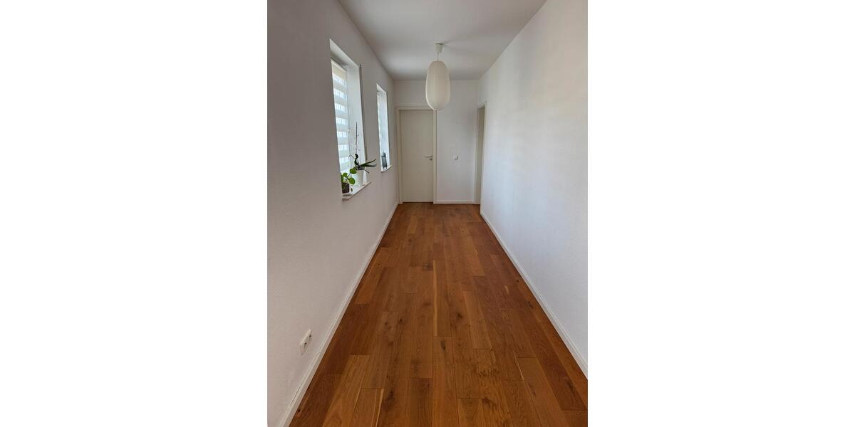 Etagenwohnung Hofheim am Taunus - 3.5 Zimmer, 115 m&sup2;, 1.500&euro; | Angebot:26265658