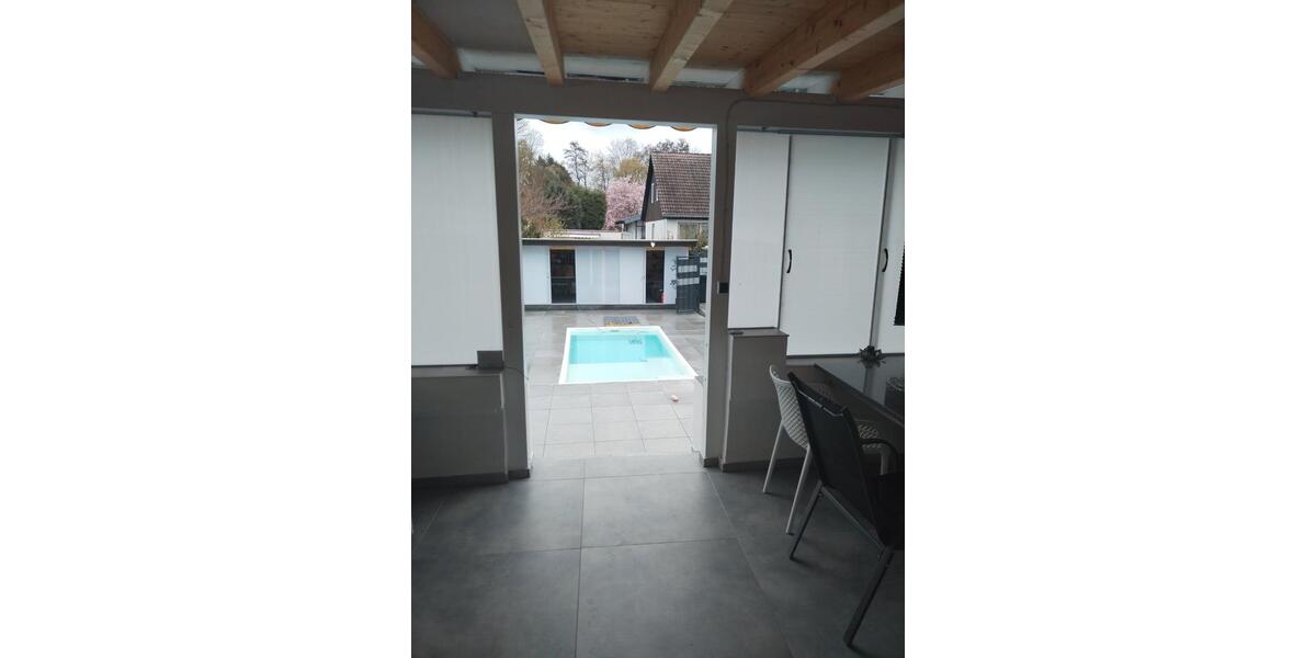 Einfamilienhaus Münster (Hessen) - 7 Zimmer, 260 m&sup2;, 480.000&euro; | Angebot:26312502