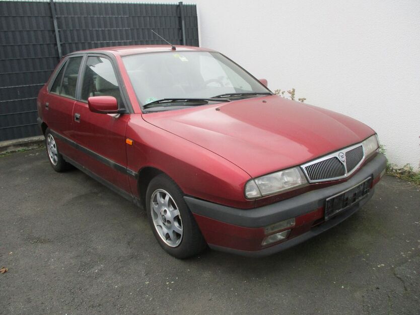 Lancia Delta 234.000 km 700 € Rodgau 63110