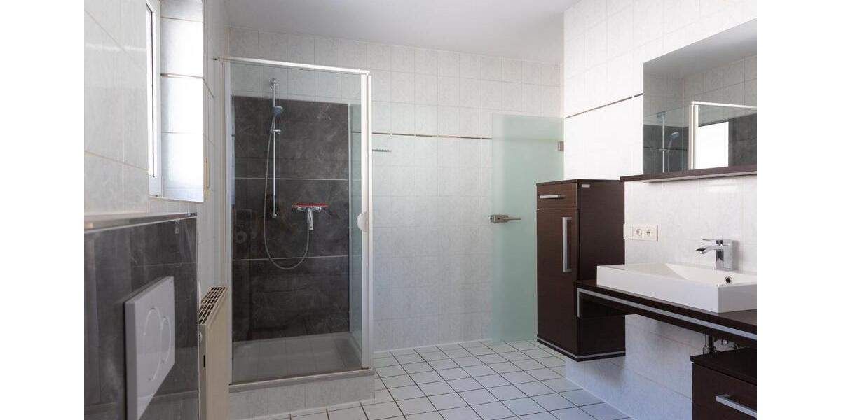 Etagenwohnung Hofheim am Taunus - 3 Zimmer, 85 m&sup2;, 369.000&euro; | Angebot:26539885
