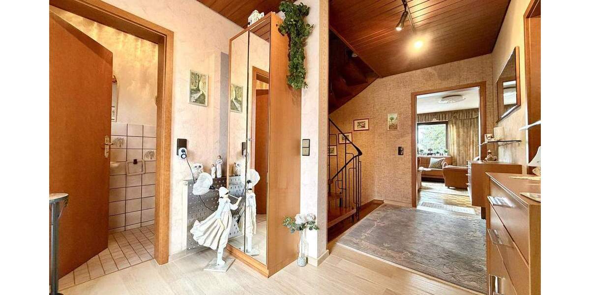 Reihenmittelhaus Offenbach Rumpenheim - 5 Zimmer, 125 m&sup2;, 469.000&euro; | Angebot:25746360