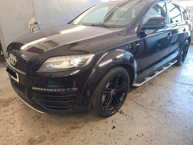 Audi Q7 136.000 km 27.800 € Frankfurt am Main 60437