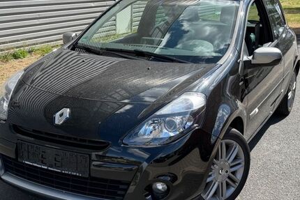 Renault Clio 155.000 km 5.599 &euro; Frankfurt am Main 65933
