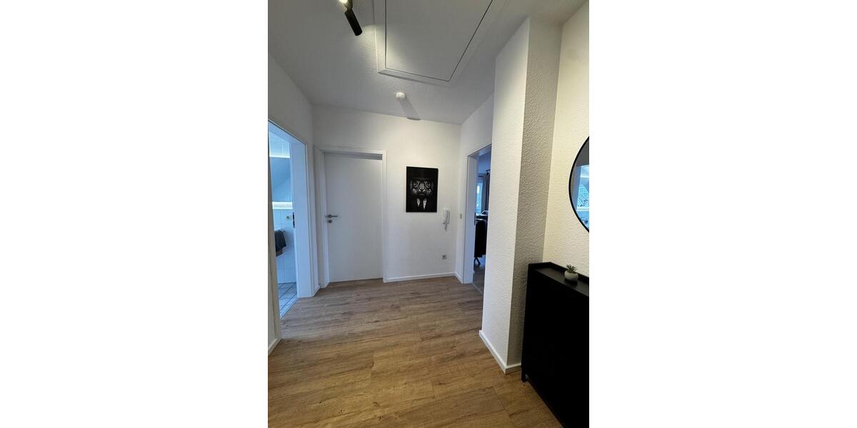 Dachgeschoßwohnung Aschaffenburg Damm - 2 Zimmer, 67 m&sup2;, 1.330&euro; | Angebot:26343868