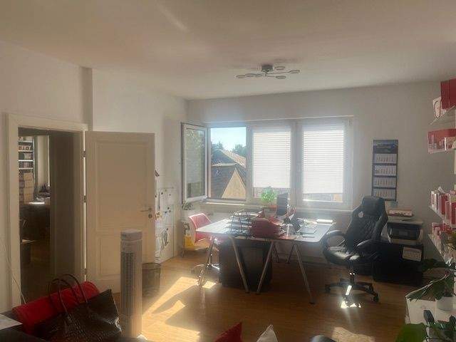 Gewerbeobjekt Bad Homburg vor der Höhe Bad Homburg - 4 Zimmer, 104 m&sup2;, 595.000&euro; | Angebot:25690875