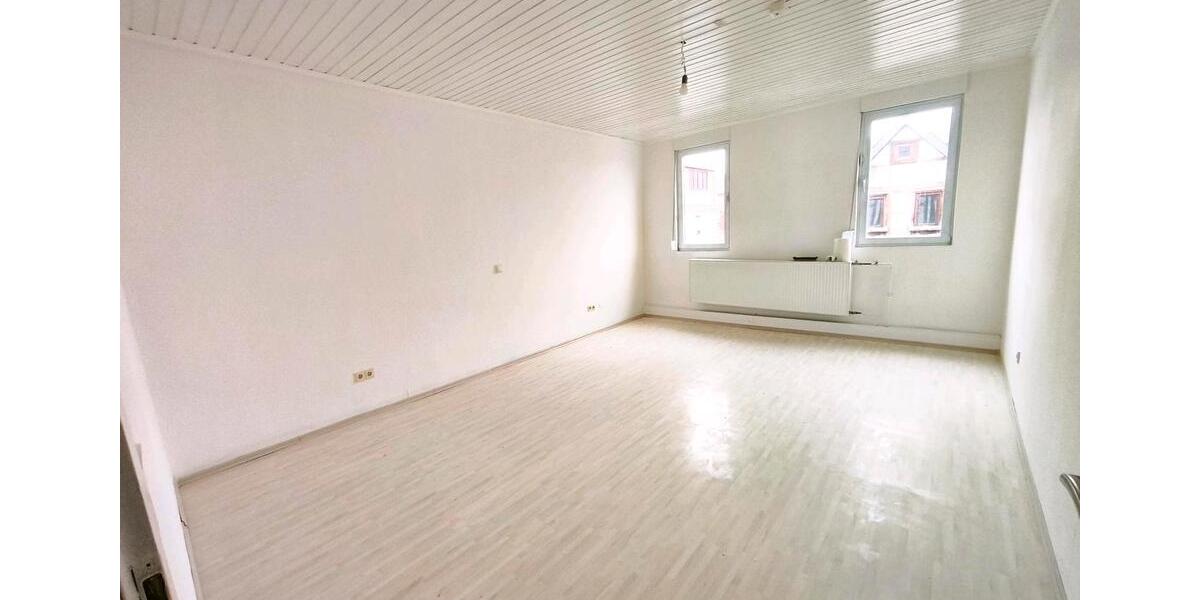 Etagenwohnung Babenhausen - 5 Zimmer, 145 m&sup2;, 1.500&euro; | Angebot:25964054