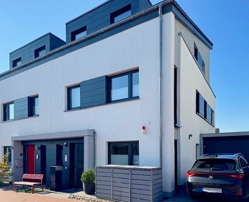 Sulzbach: Besser als Neubau!! Ein Refugium für höchste Ansprüche in kinderfreundlicher Nachbarschaft 5 zimmer