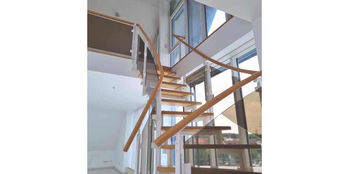 Dachgeschoßwohnung Kleinostheim - 5.5 Zimmer, 240 m&sup2;, 1.700&euro; | Angebot:26660338