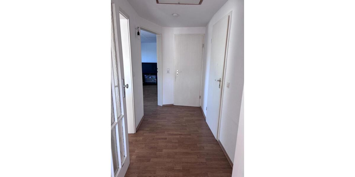 Dachgeschoßwohnung Obertshausen - 2 Zimmer, 65 m&sup2;, 900&euro; | Angebot:26223351