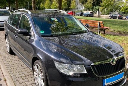 Skoda Superb 171.000 km 5.900 € Frankfurt 60486
