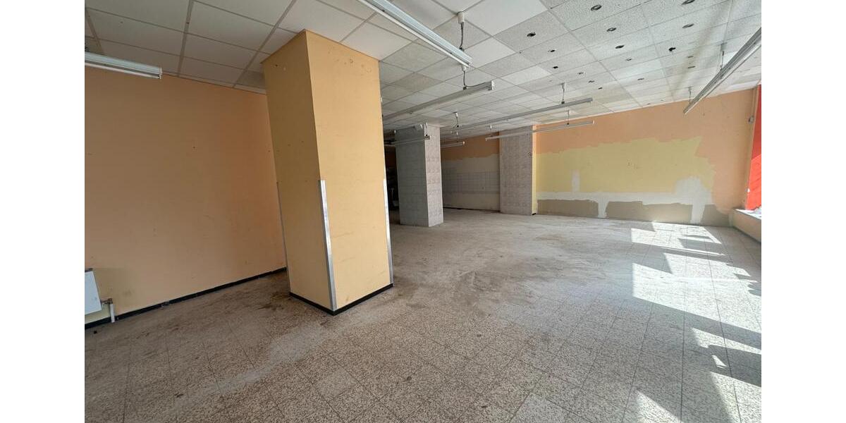 Große Gewerbefläche in Großauheim zu vermieten ab sofort zimmer